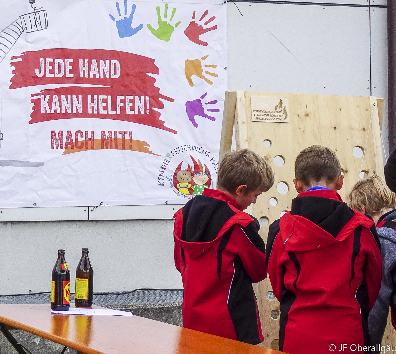 Jede Hand kann helfen!