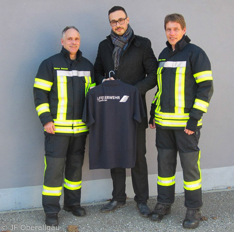 Übergabe Poloshirts an JF Sonthofen