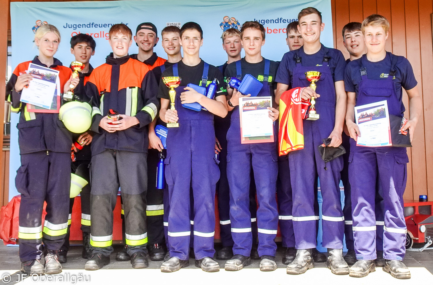 Die Gewinnermannschaften des 30. Kreis-Jugendfeuerwehrtages