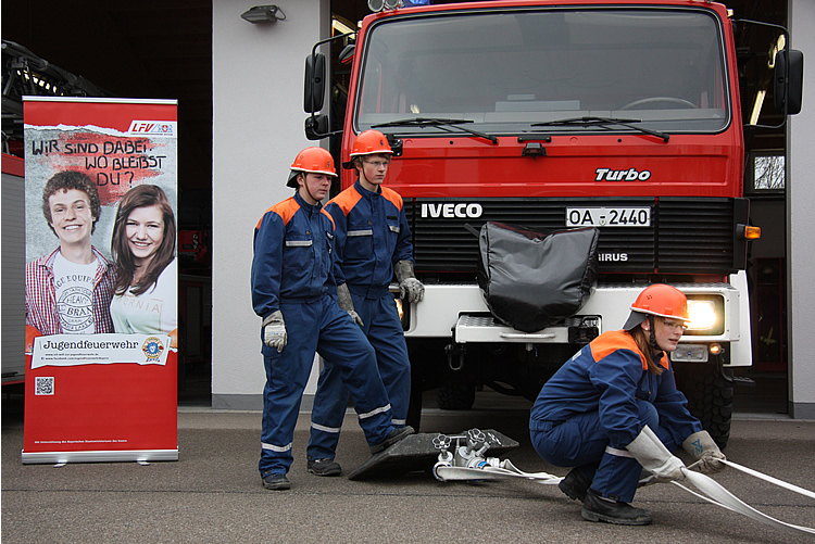 Landes-Jugendfeuerwehrtag Weltrekord Schlauchflechten